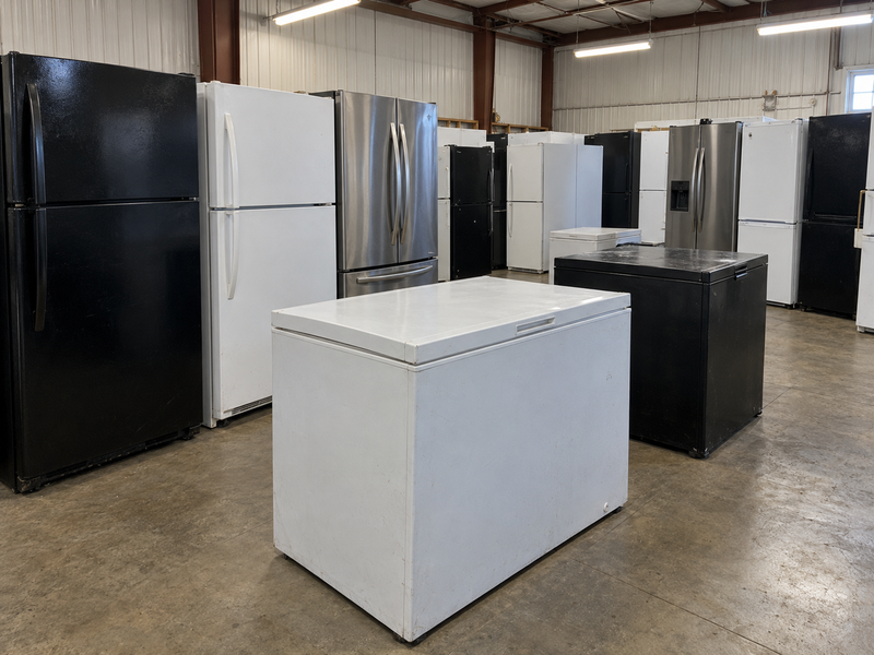 Used refrigerators and freezers for sale in Stevens Point Wisconsin